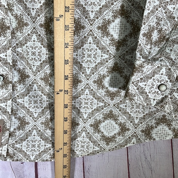Rafter C Men's Cowboy White and Tan Snap Button Shirt. Size: XL - Picture 6 of 9